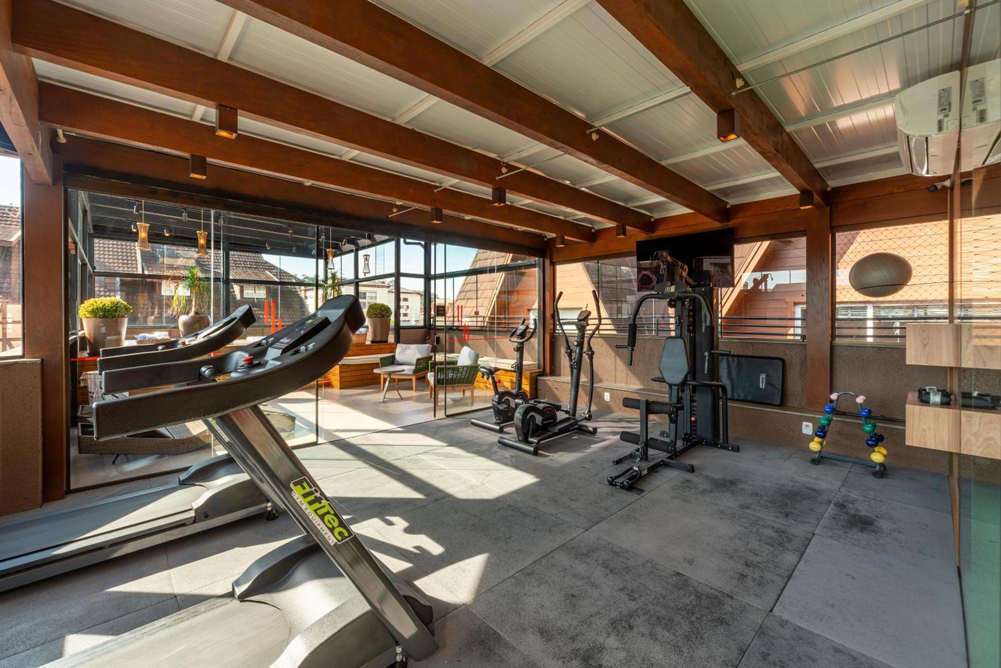 Hotel Laghetto Stilo Centro Gramado Exterior foto The gym